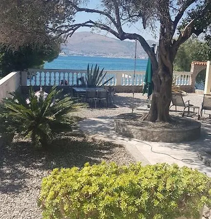 Kairos Villa